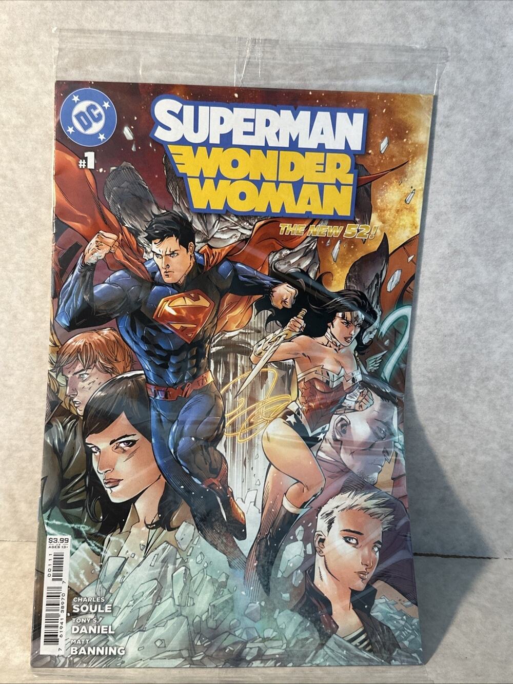Superman / Wonder Woman #1 | DC Comics Magazine M11 New